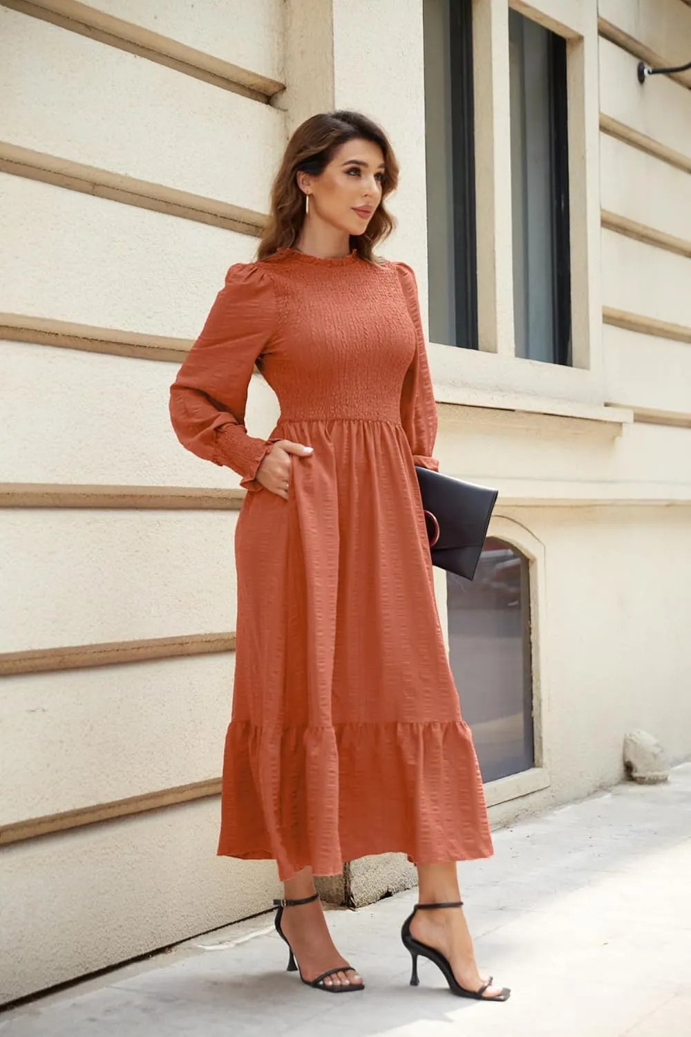 VintageClothing Women's 2023 Casual Fall Midi Dresses Long Sleeve Crew Neck Smocked Flowy Tiered Long Dress with Pockets